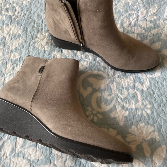 AK Ann Klein Sport wedge boot - Picture 1 of 6